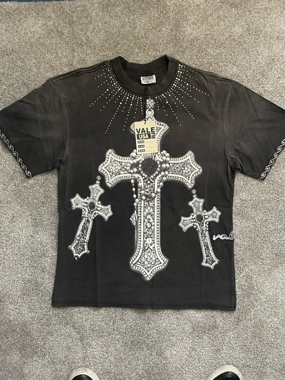 Valley dreams tshirt size S (fits M oversized)